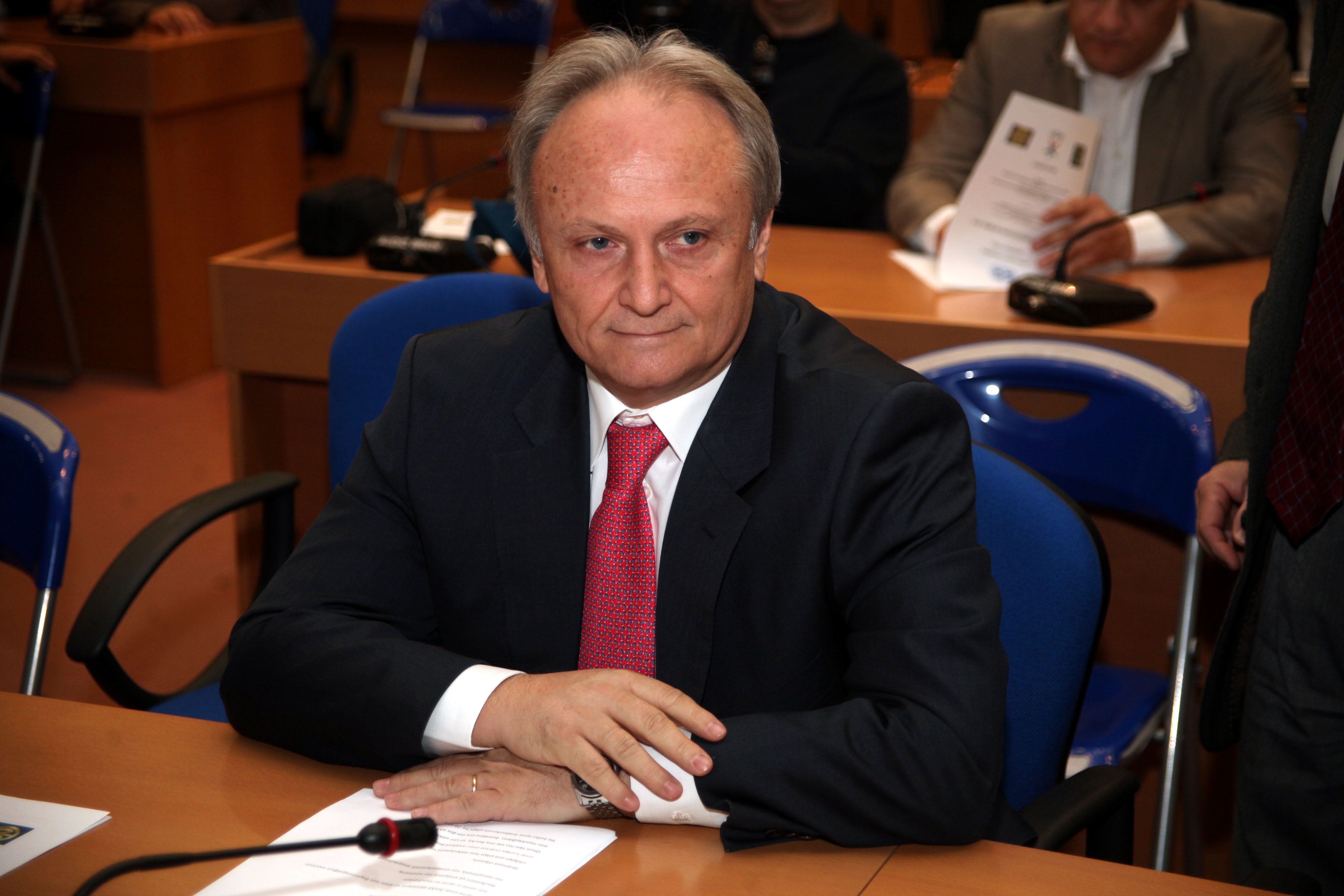 Κάτι τρέχει… στον “Άγιο Κοσμά”! Διαχειριστικός έλεγχος με εντολή Ανδριανού