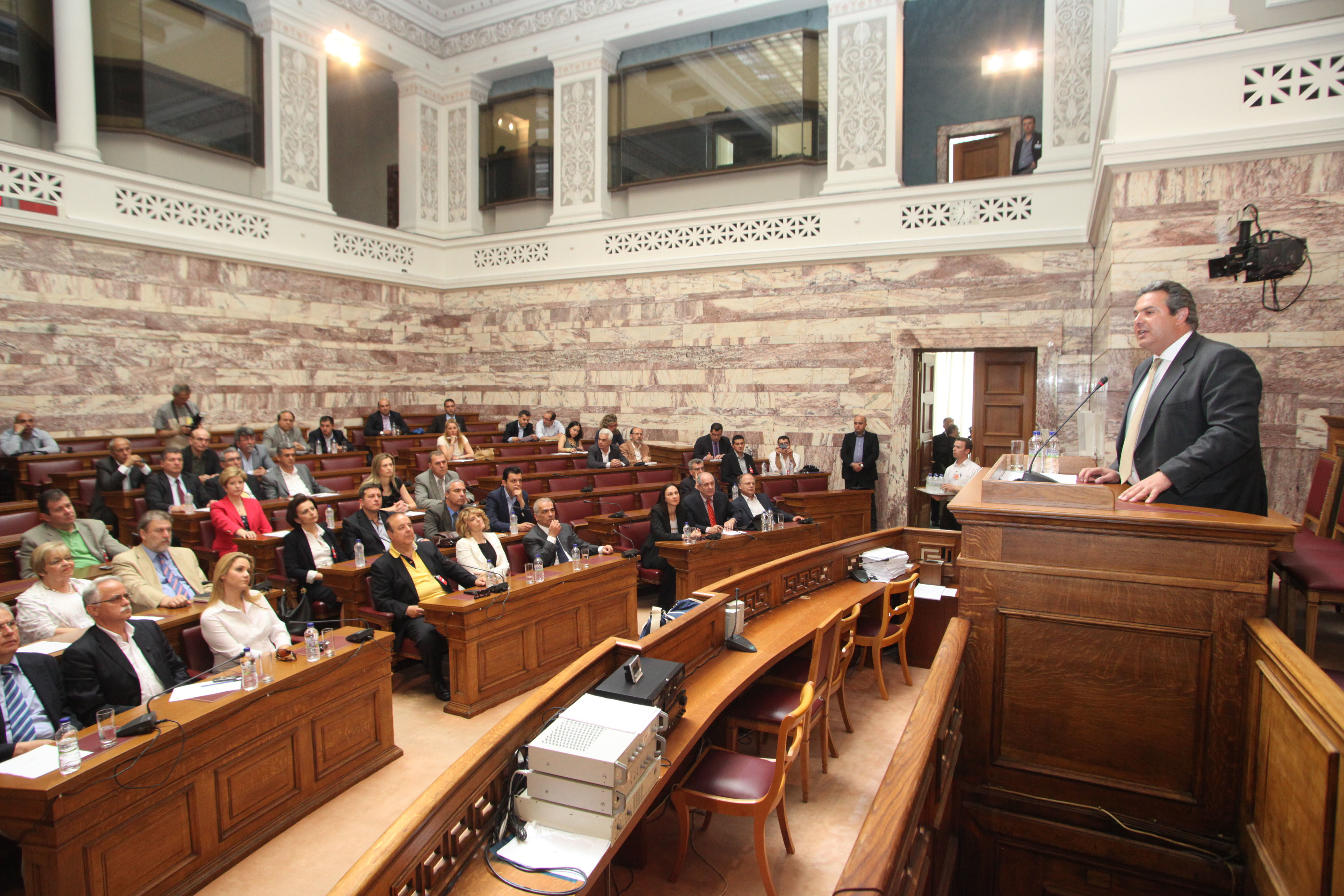 ΑΝΕΛ: Μνημόνιο ίσον χρεοκοπία και έξοδος από το ευρώ