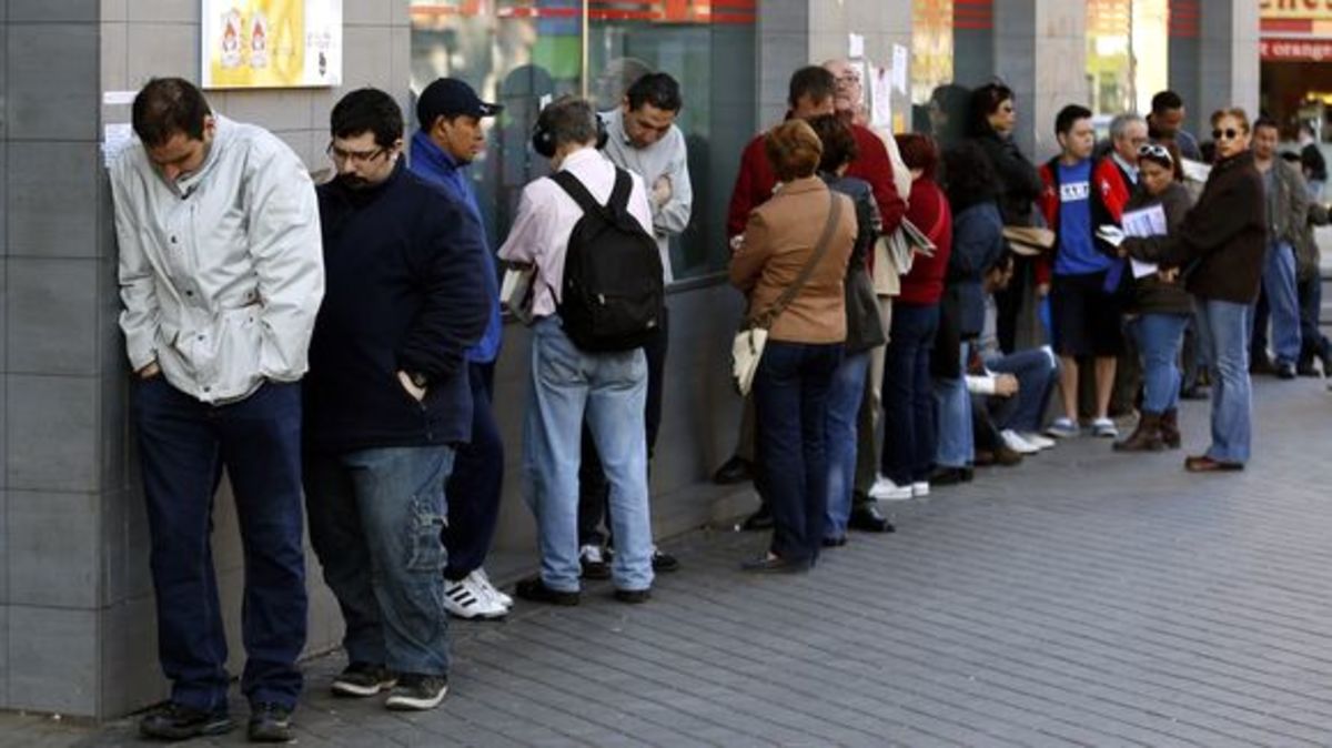 12.000 λιγότεροι άνεργοι στη Γερμανία τον Ιούνιο