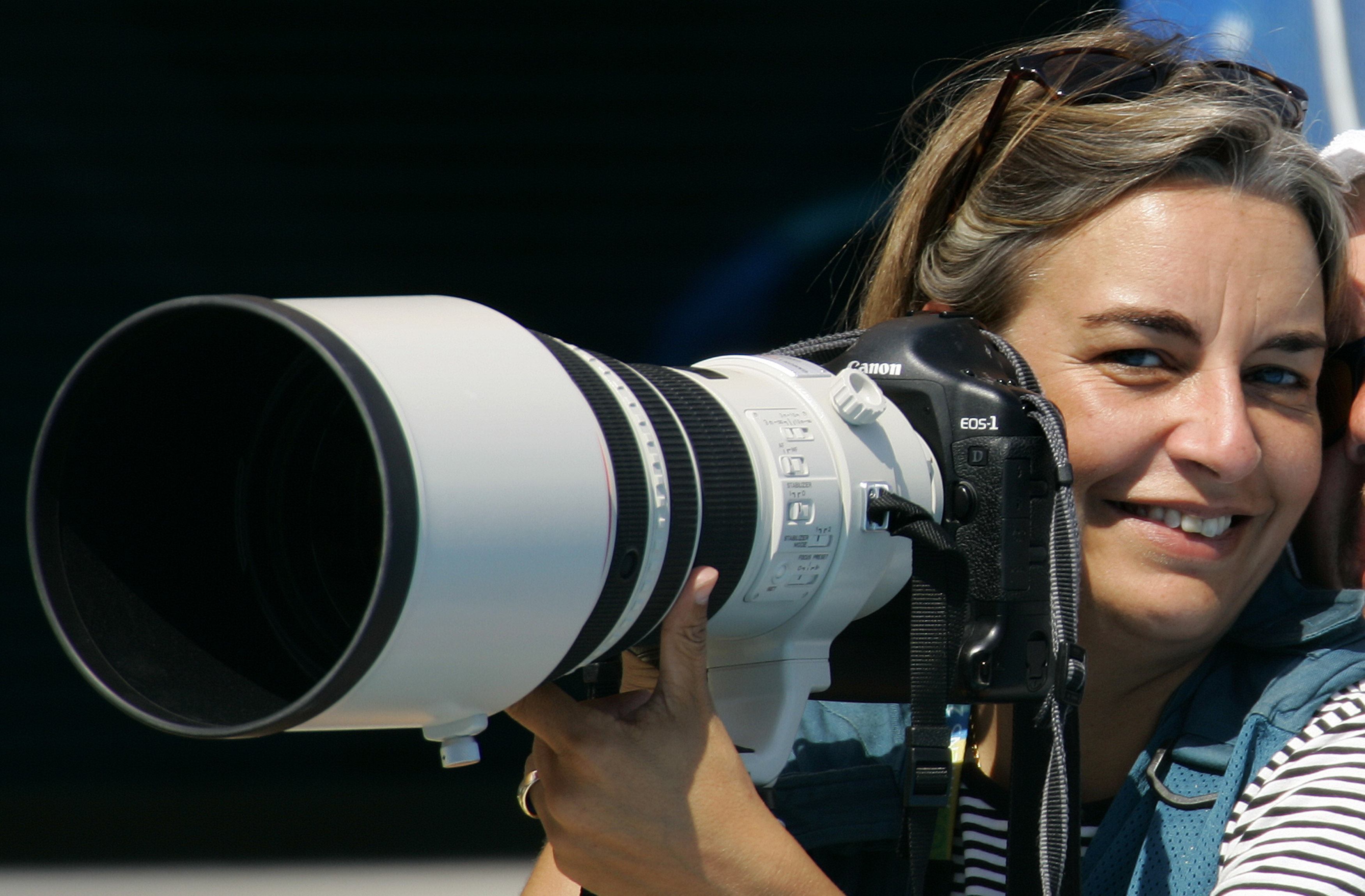 Η  Anja Niedringhaus στους Ολυμπιακούς Αγώνες της Αθήνας το 2004. ΦΩΤΟ REUTERS
