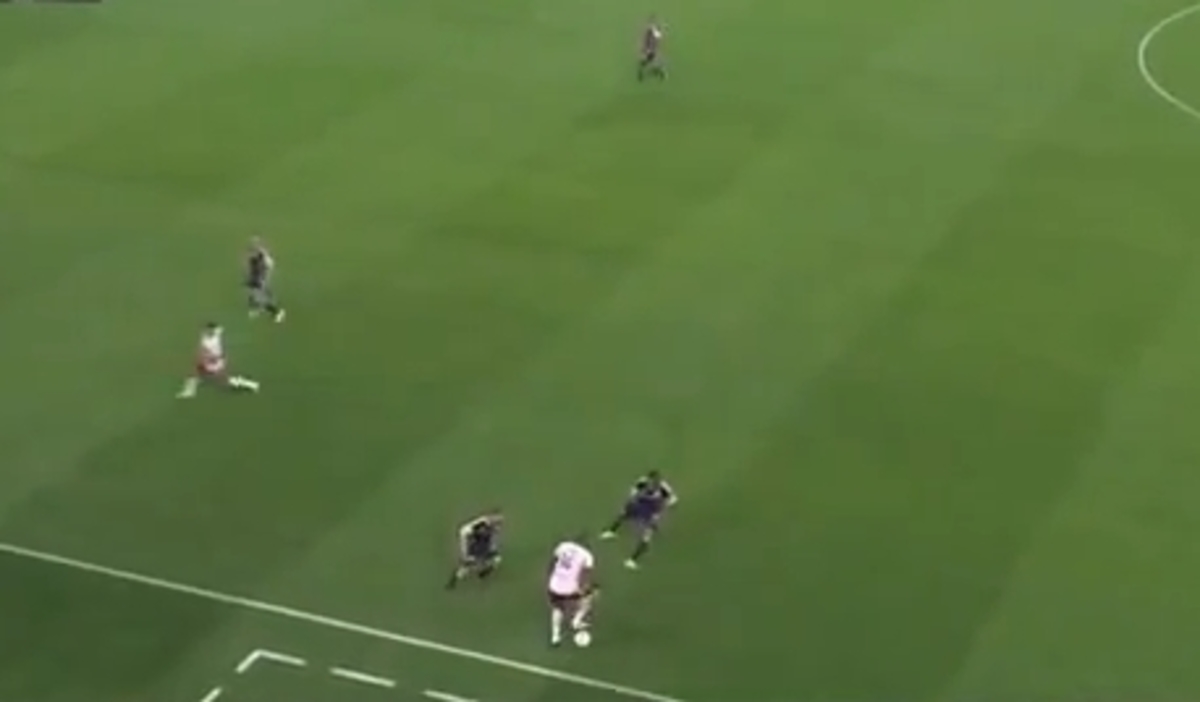 Η τέχνη δεν ξεχνιέται! Δείτε τα μαγικά του Ανρί (VIDEO)