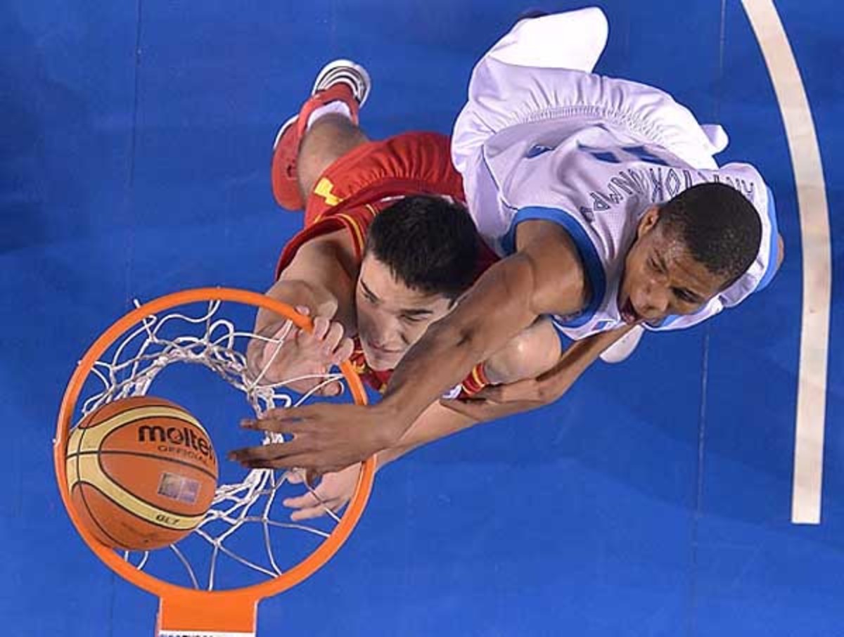 Ο Γιάνννης Αντετοκούνμπο ΦΩΤΟ FIBAEUROPE.COM