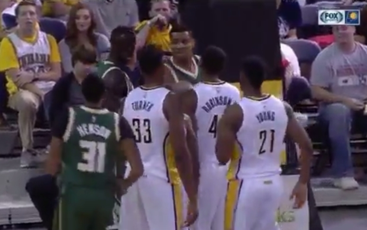 ΦΩΤΟ facebook.com/milwaukeebucks