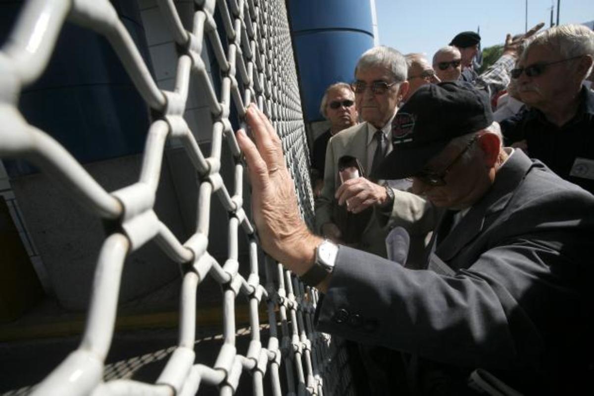 Και νέες μειώσεις στις συντάξεις αποστράτων – Μείον 9% το μέρισμα