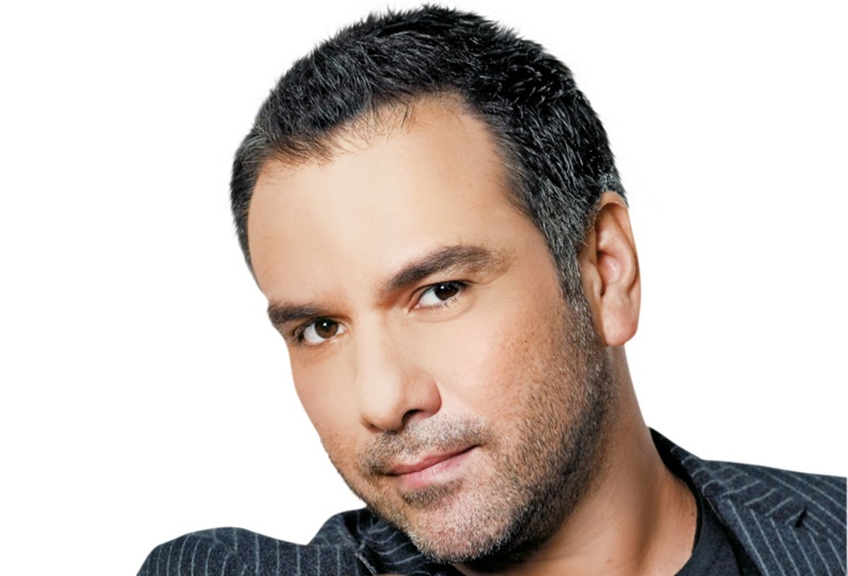 Στήνει κανάλι με τηλεπωλήσεις ο Αρναούτογλου