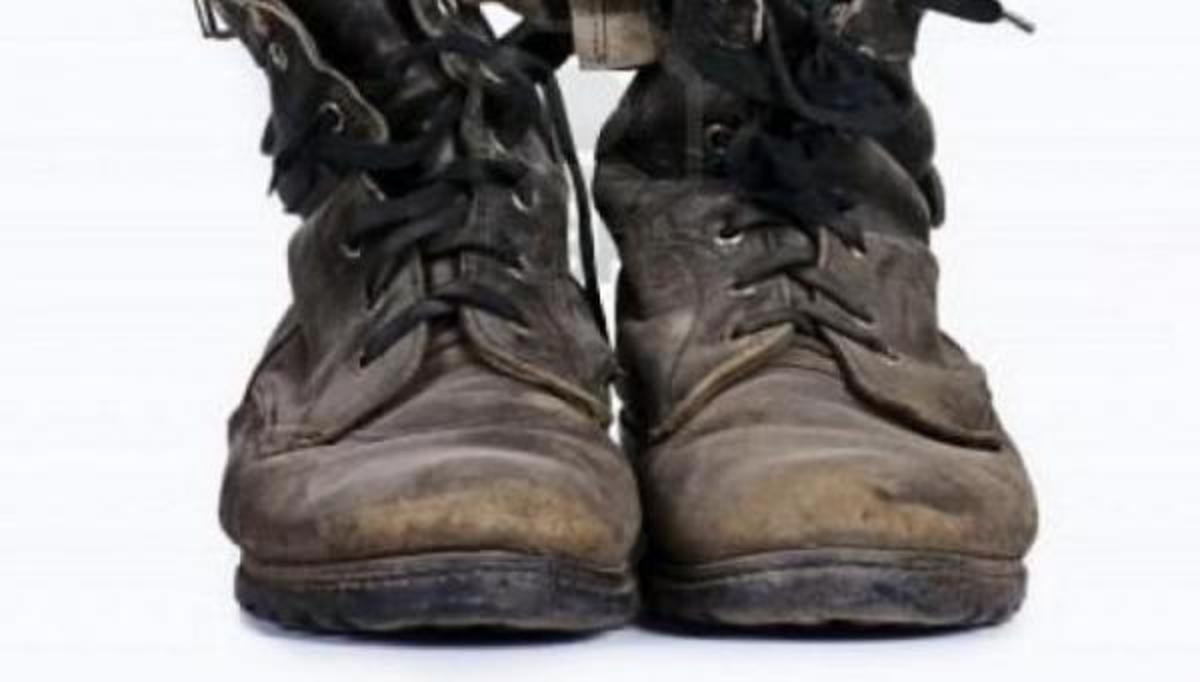 5 τουαλέτες για 192 στρατιώτες! Έλεος!