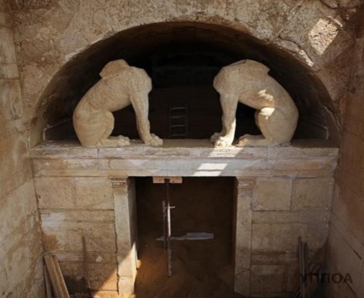 Αμφίπολη: ο τάφος δεν έχει συληθεί και σε λίγο θα “μιλήσει”