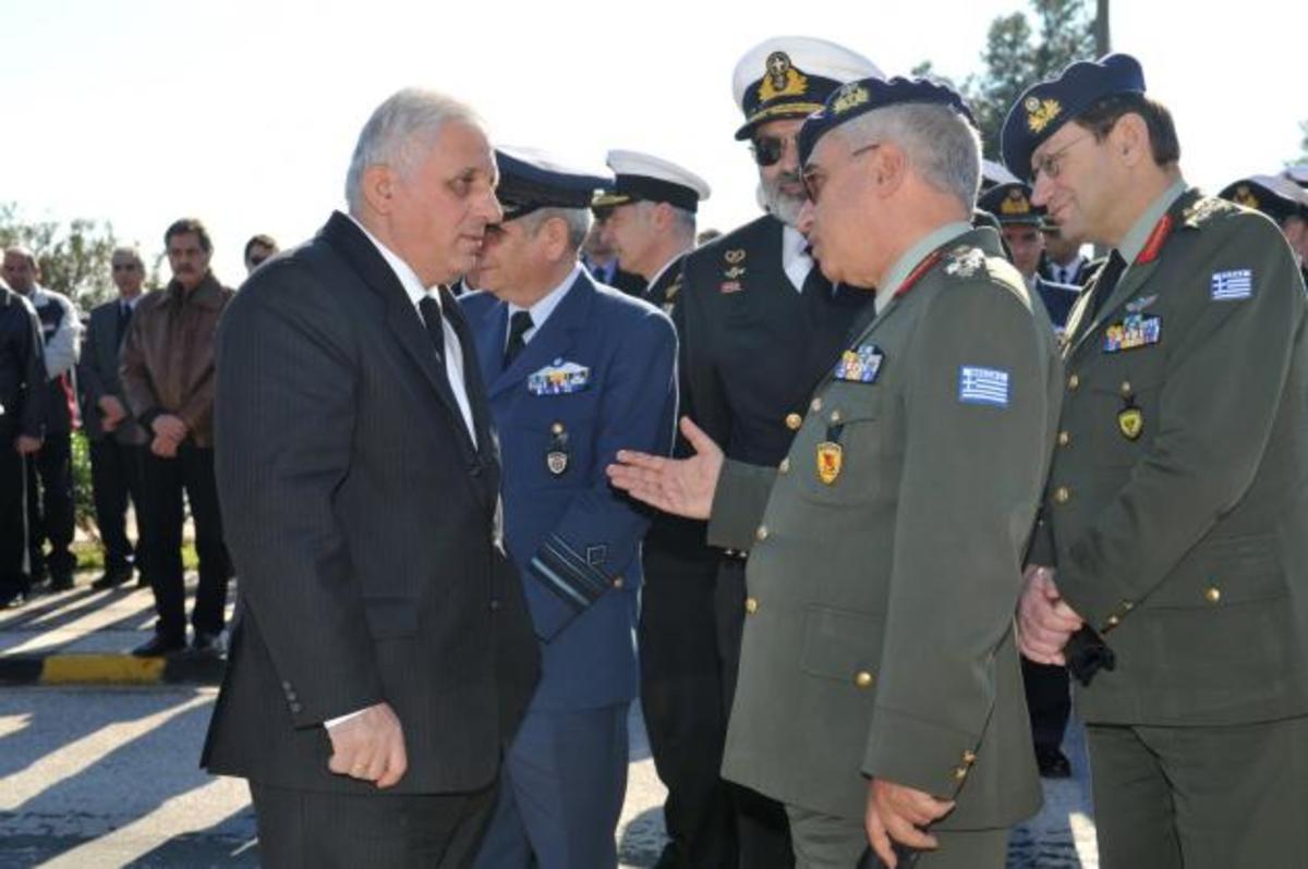 Κατεβαίνει ΚΥΣΕΑ ο Κωσταράκος αρα μένει – Τα τελευταία “προγνωστικά”