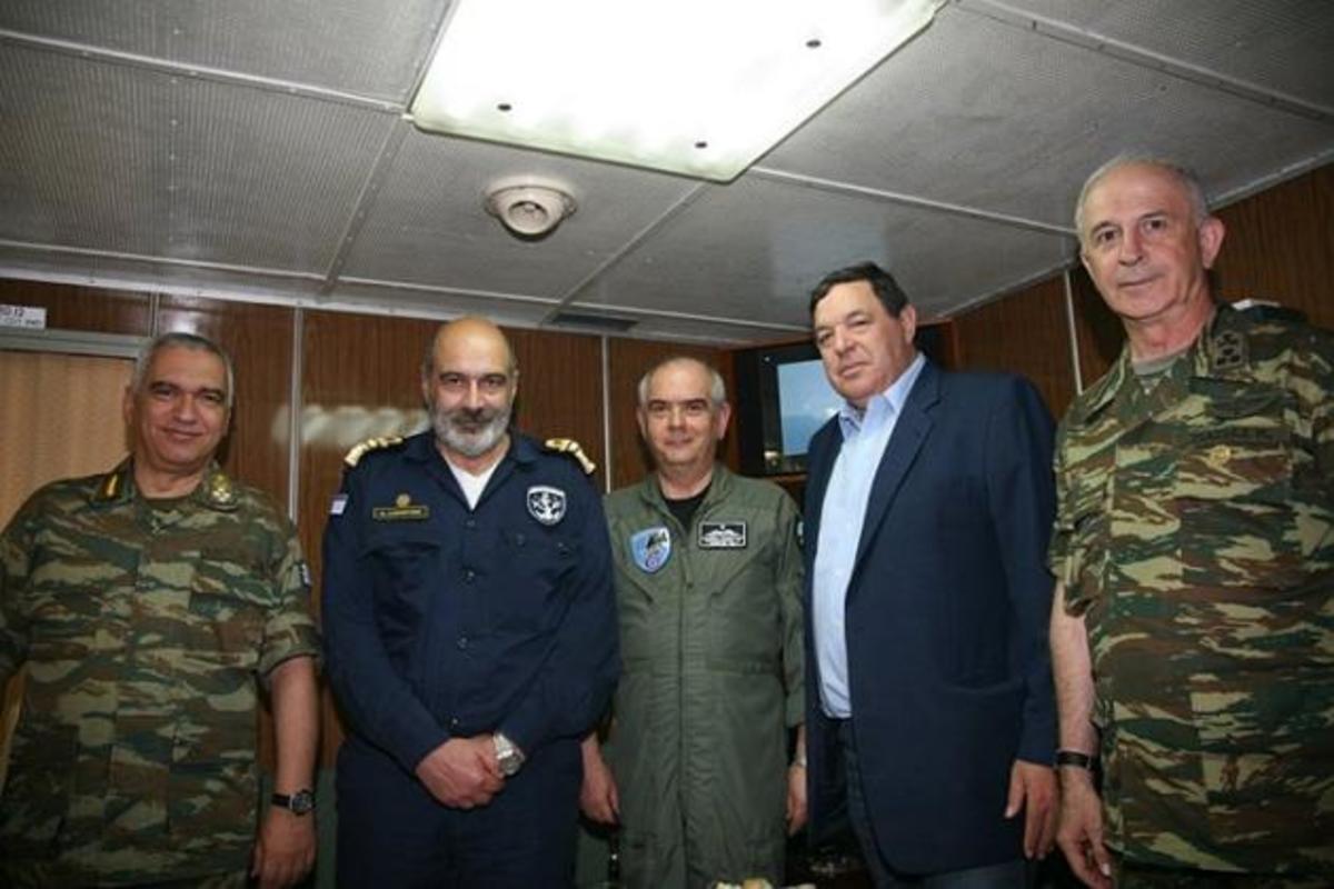 “Μπροστάρηδες” Ζιαζιάς – Παραγιουδάκης “απέχει” ο Φράγκος για “συμβούλιο Αρχηγών”