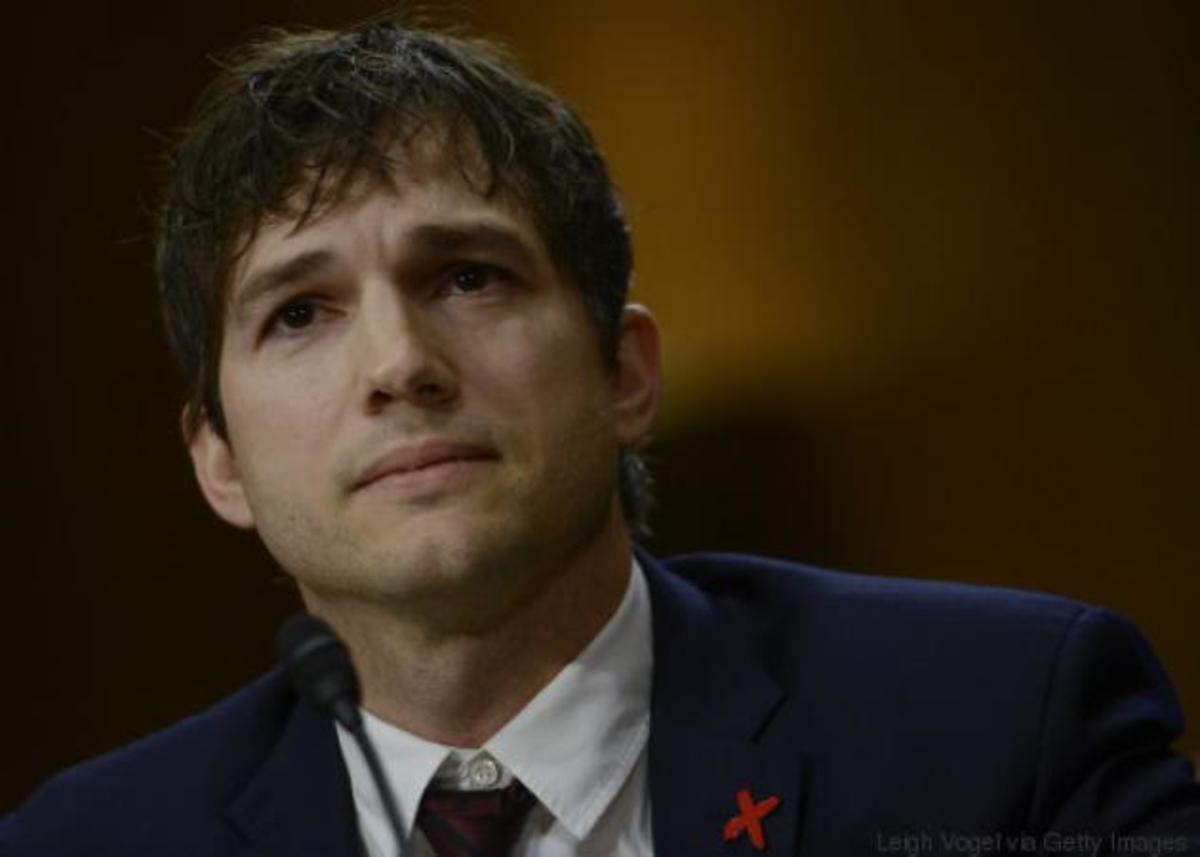 Ashton Kutcher: Δάκρυσε μιλώντας για την παιδική δουλεία και το trafficking!