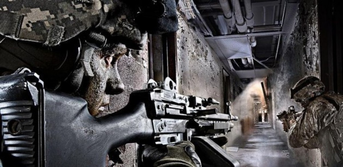 “Περίεργη” άσκηση “ανακατάληψης εργοστασίου” από το στρατό