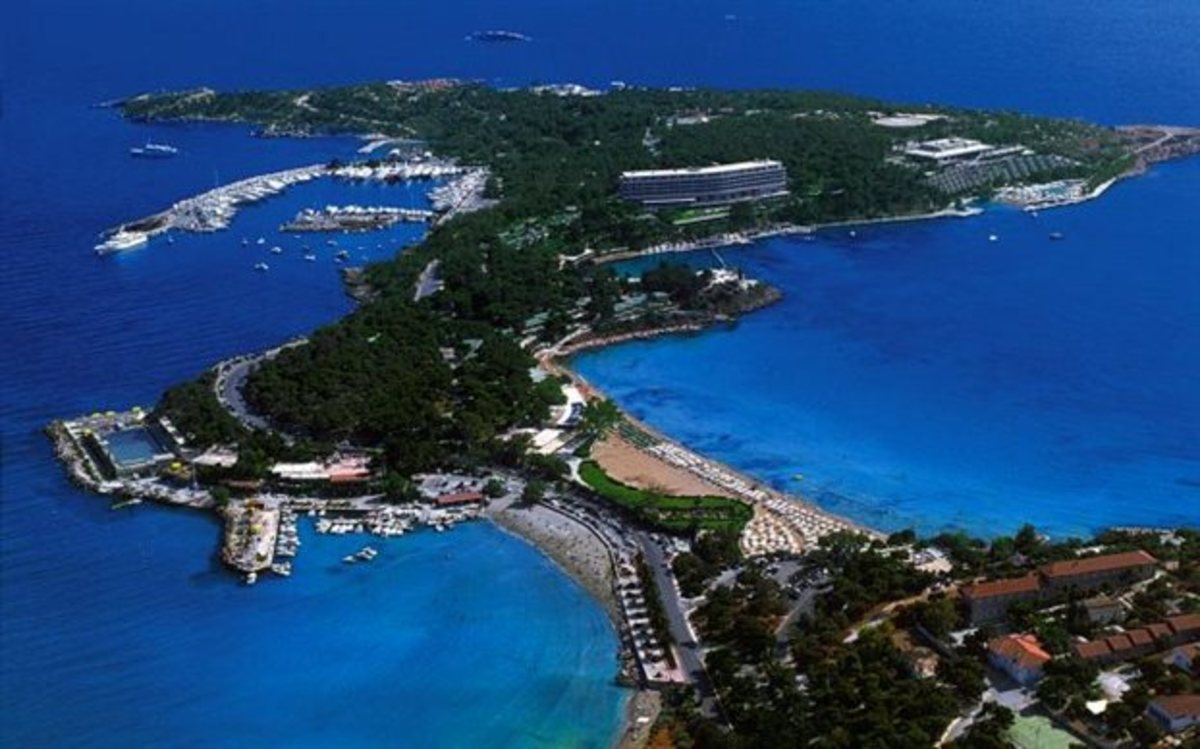 Θέμα ωρών η πώληση του Αστέρα – Μάχη Ελλήνων Τούρκων Αράβων Αμερικανών