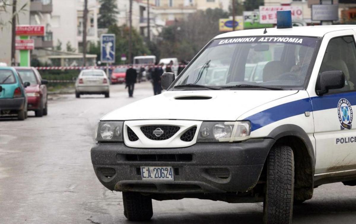 Οι “αστυνομικοί” του άρπαξαν 200 ευρώ και τα κλειδιά του σπιτιού