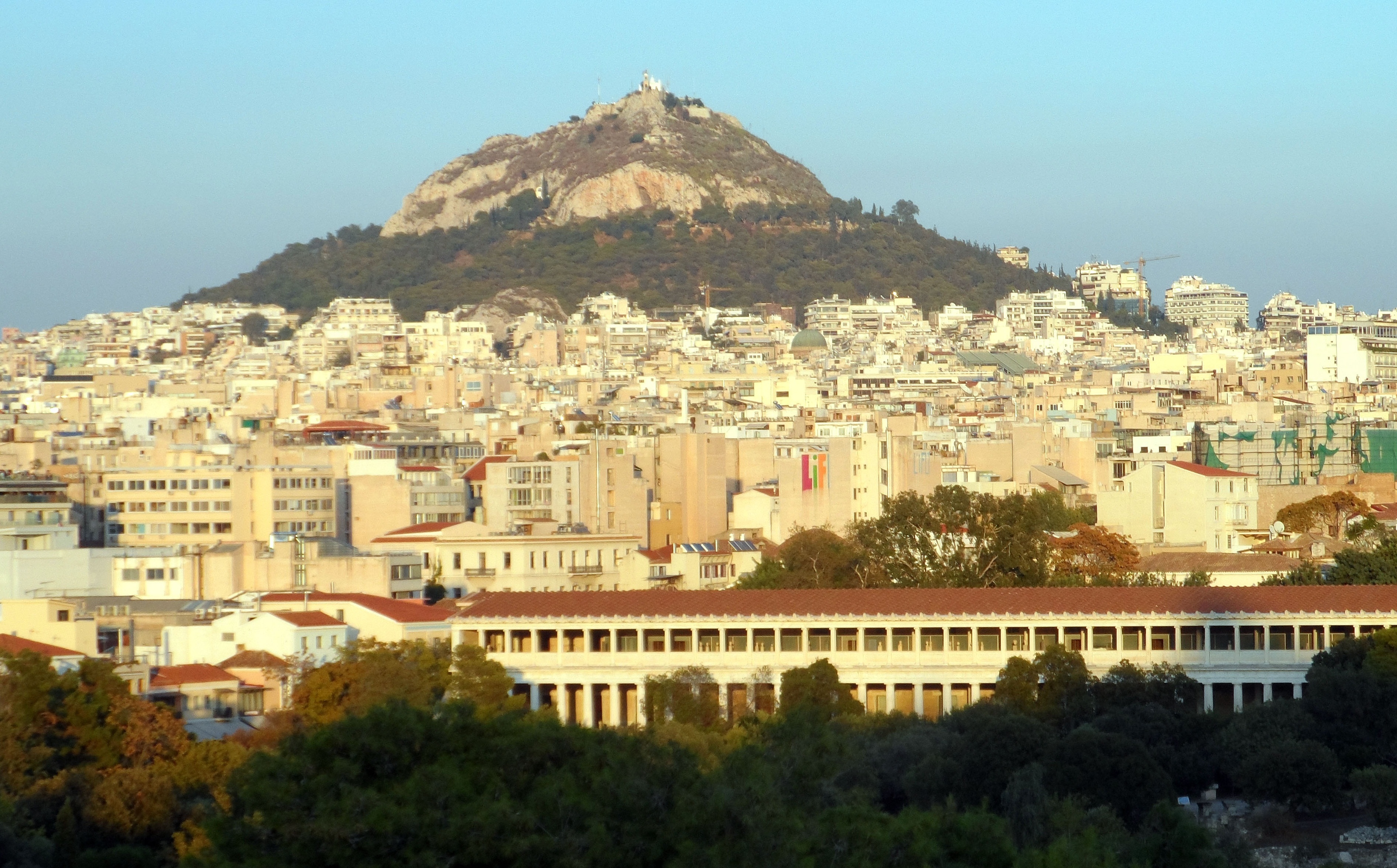 Η Αθήνα βουλιάζει, κυριολεκτικά!