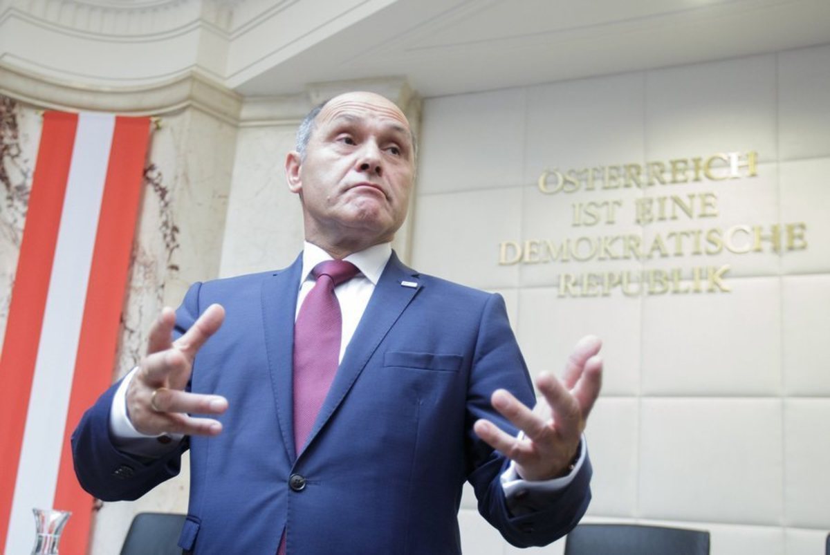 Αυστρία: Οχυρώνεται ενάντια στην τρομοκρατία – Αυξάνουν τα μέτρα ασφαλείας