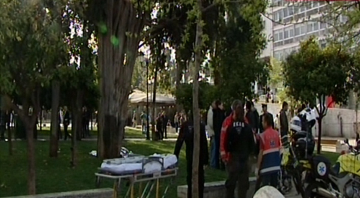 Αυτοκτονία στην πλατεία Συντάγματος