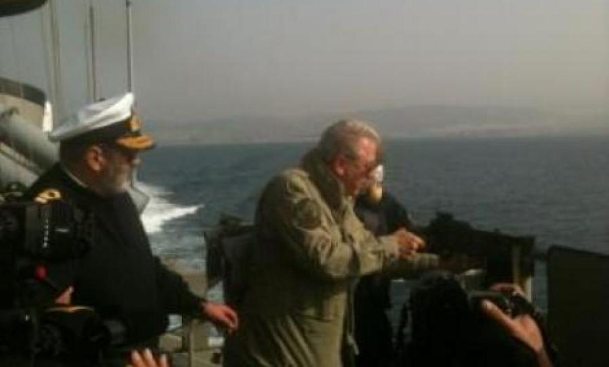 Ο Αβραμόπουλος πήρε τ΄ όπλο του – Φωτογραφίες από τον Πυρπολητή