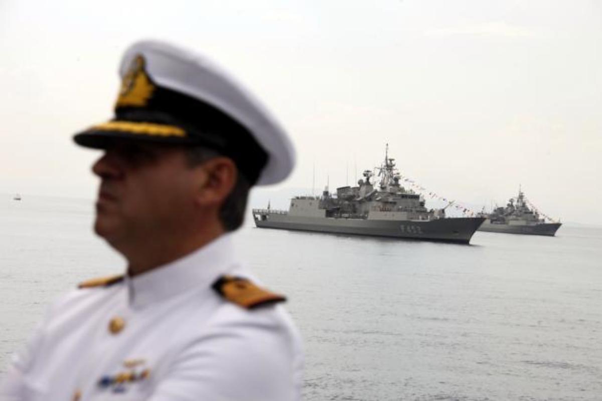 Κόσμος χάνεται και στο ΥΕΘΑ κυνηγάνε έναν Μούτσο – Τηλεοπτικό ρεπορτάζ προκαλεί χάος