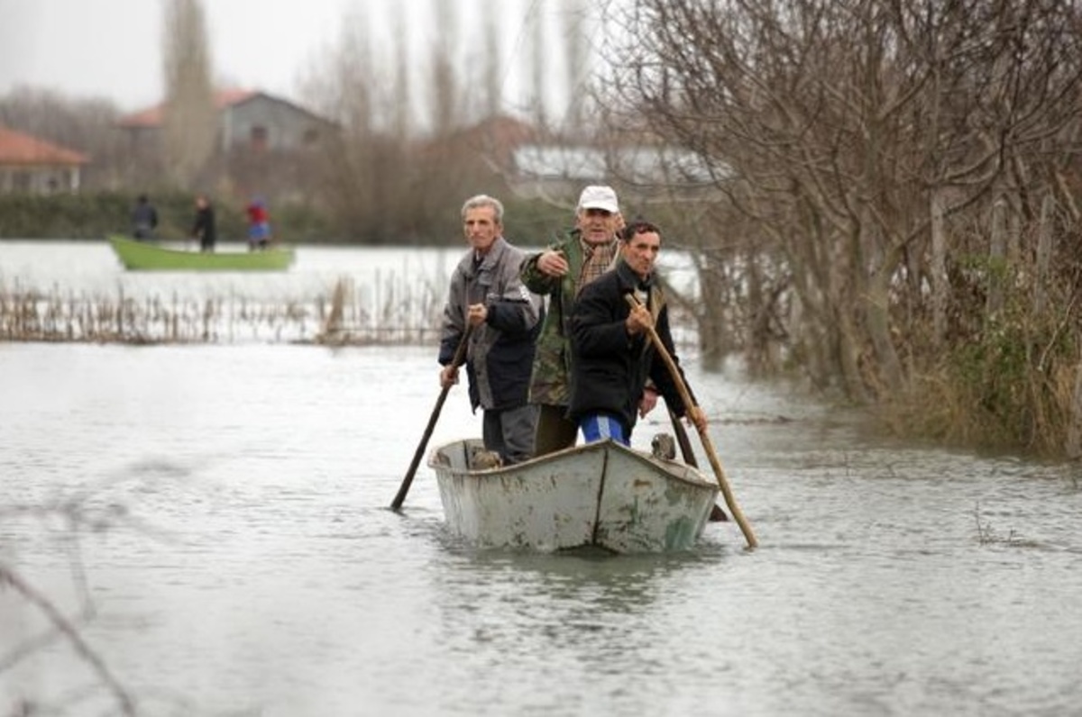 Σε επιφυλακή οι αρχές στην Αλβανία λόγω πλημμυρών