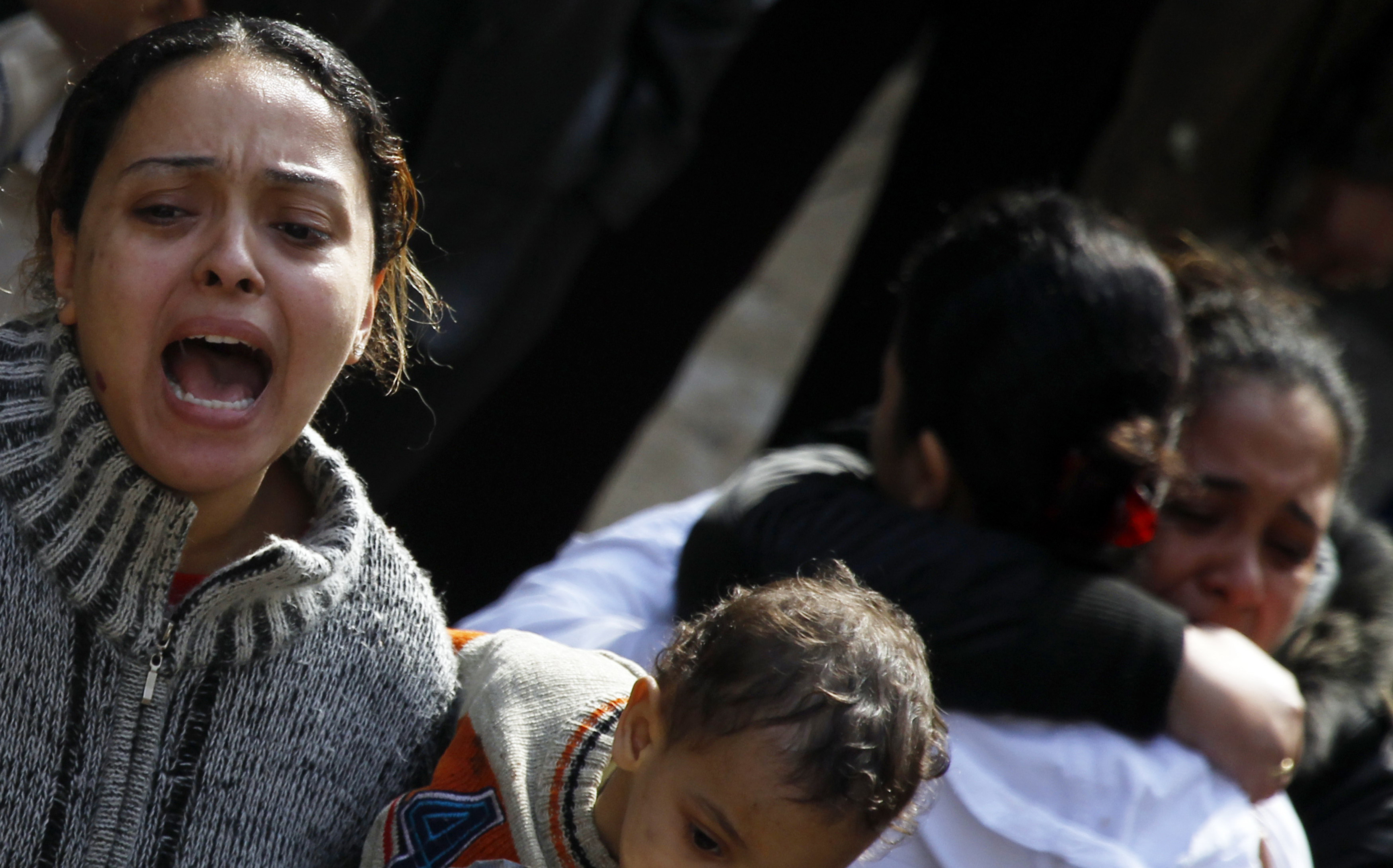 Θρήνος στην Αίγυπτο για τους 21 νεκρούς – Δείτε τη στιγμή της έκρηξης