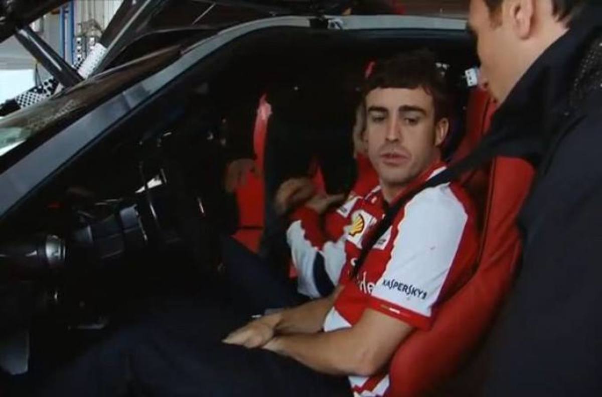 Ο Fernando Alonso οδηγεί τη LaFerrari στο όριο (VIDEO)