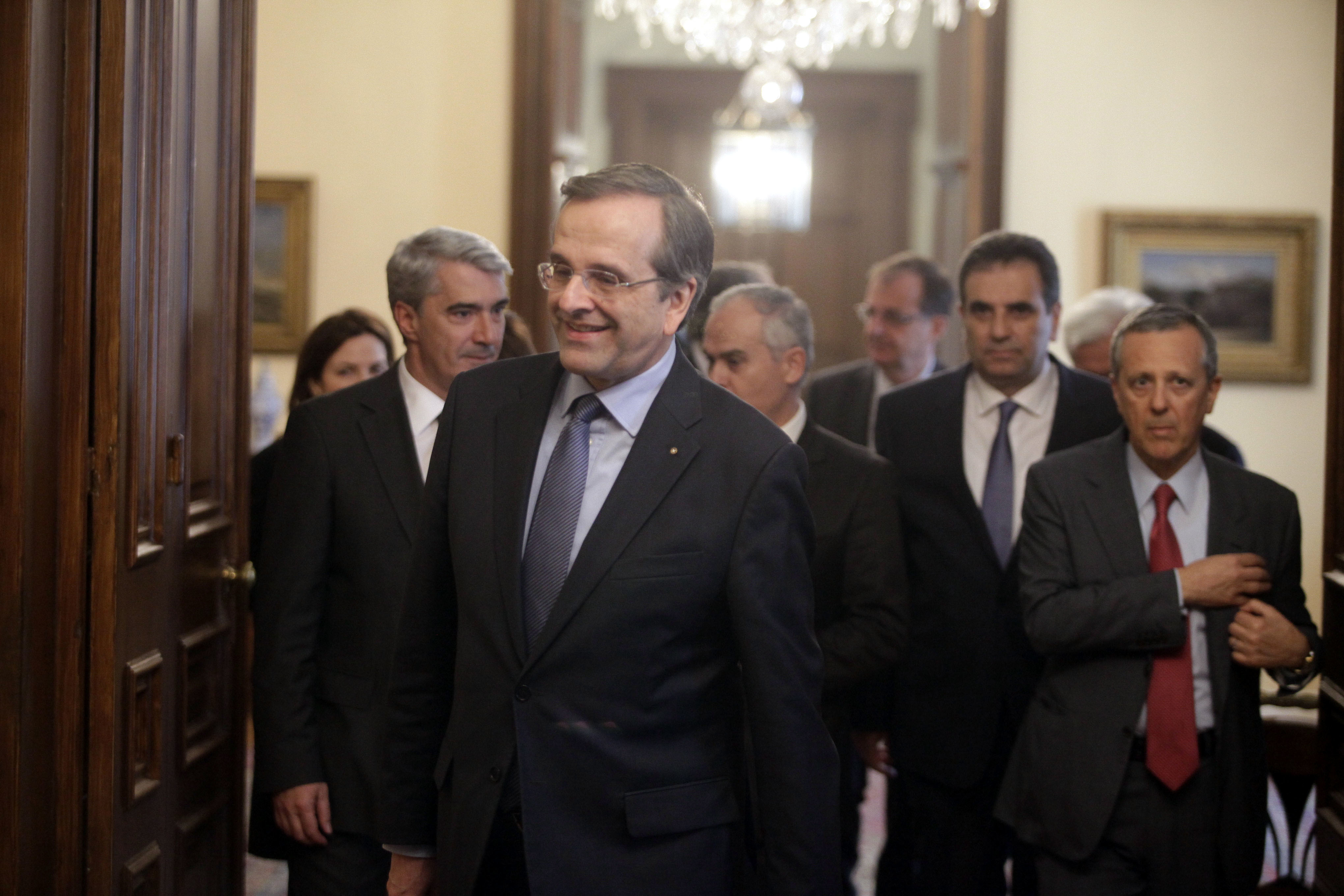 Financial Times: Σε χάος βυθίστηκε η κυβέρνηση λόγω Μπαλτάκου