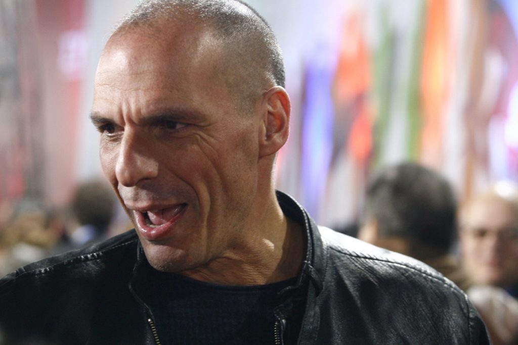 Στον Πρόεδρο Δημοκρατίας ο Γιάνης Βαρουφάκης