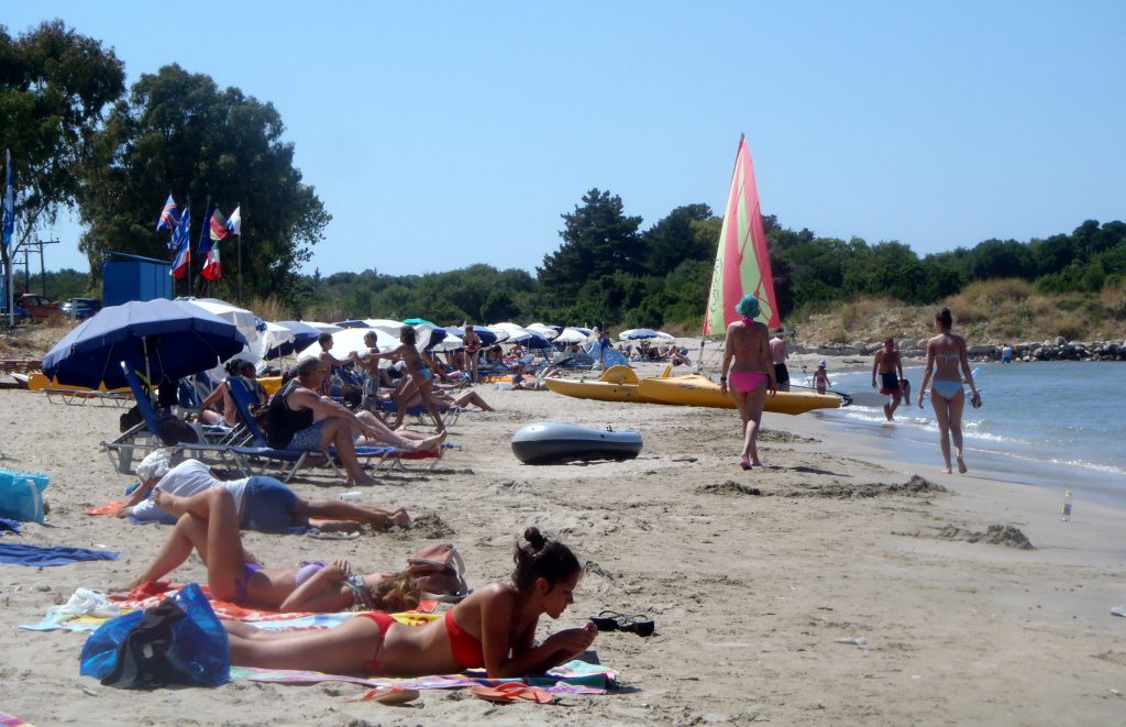 Ανεβαίνει και πάλι η θερμοκρασία – Με τι καιρό θα επιστρέψουν οι αδειούχοι