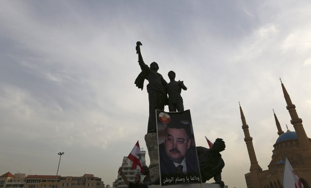 Υπό αυστηρά μέτρα ασφάλειας η κηδεία των θυμάτων της επίθεσης στη Βηρυτό