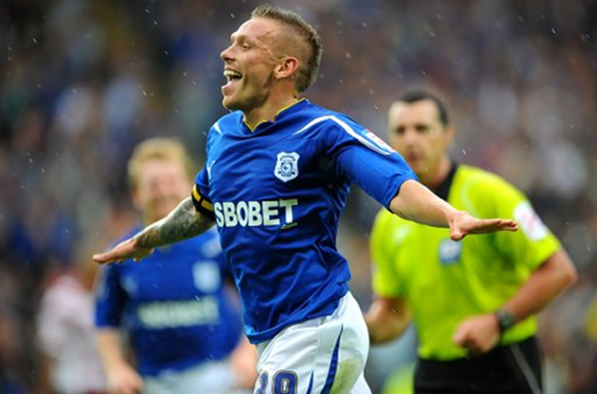 Ο Μπέλαμι μπουγέλωσε τον διαιτητή! (VIDEO)