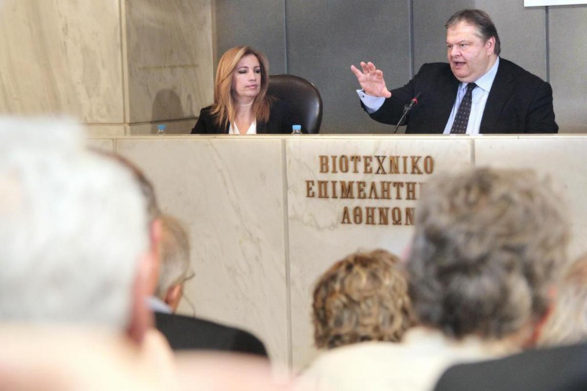 Ευ.Βενιζέλος: «Χρειάζεται διακυβέρνηση εθνικής συνευθύνης»