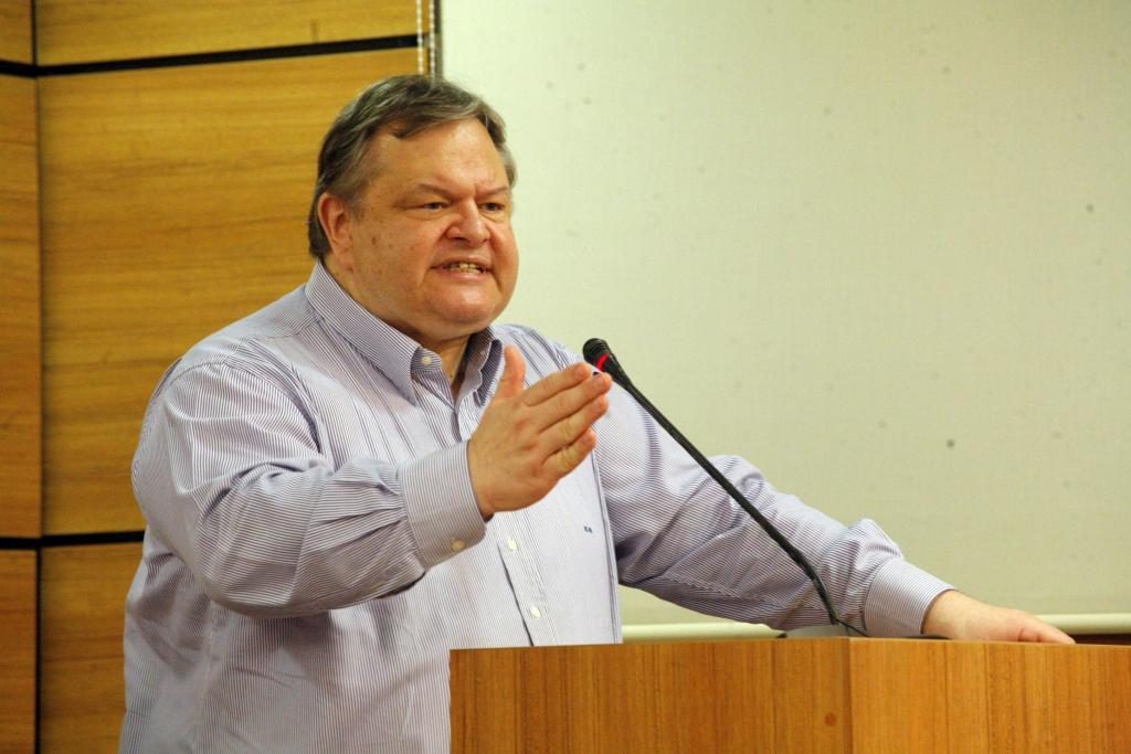 Ευ.Βενιζέλος: “Το ΠΑΣΟΚ δεν θα γίνει “τσόντα” ούτε της δεξιάς ούτε της δημαγωγίας και του λαϊκισμού”