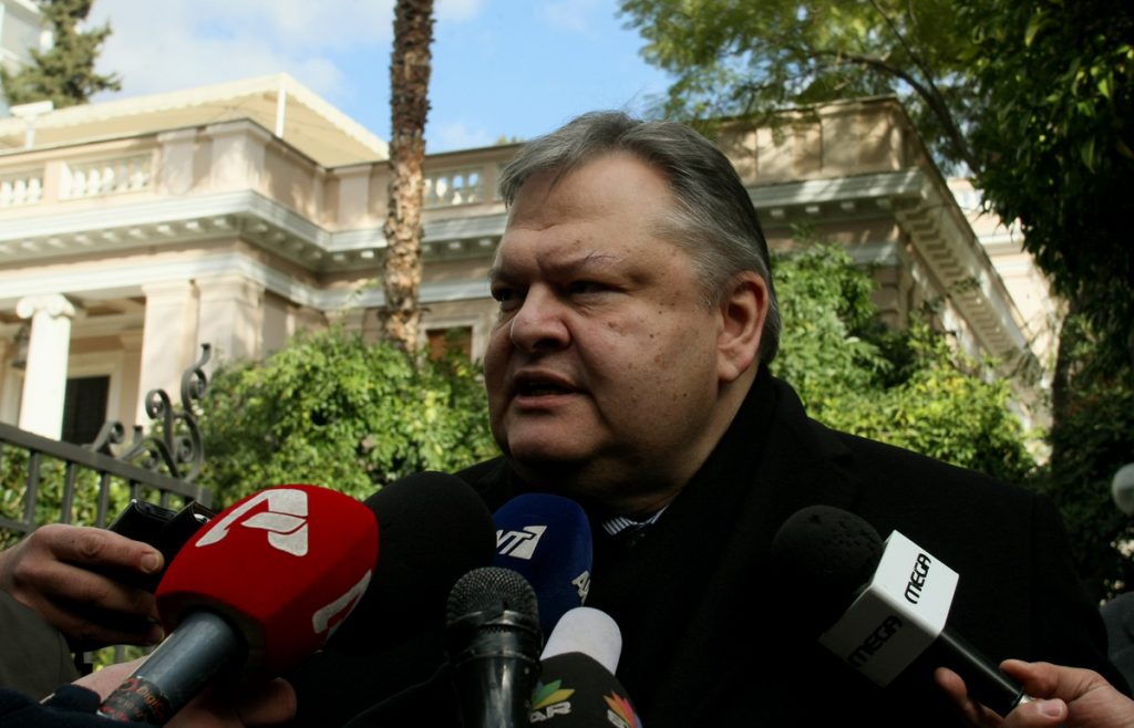 Βενιζέλος: Ο Τσίπρας να ζητήσει συγγνώμη από τον λαό