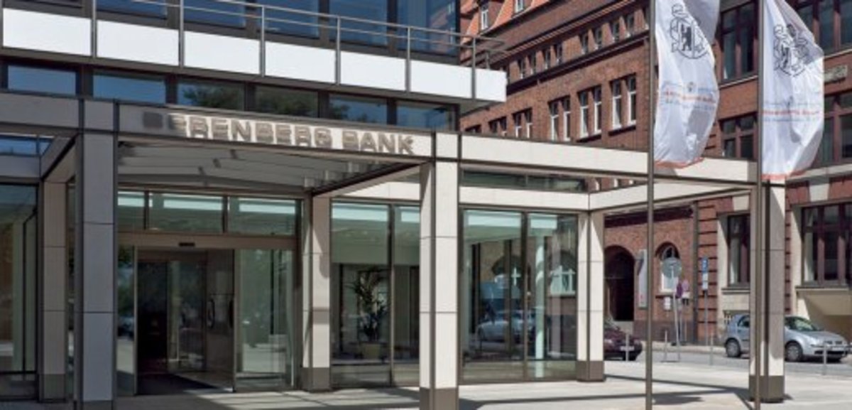 “Μέρος του προβλήματος και όχι της λύσης, το “κούρεμα” χρέους της Ελλάδας”