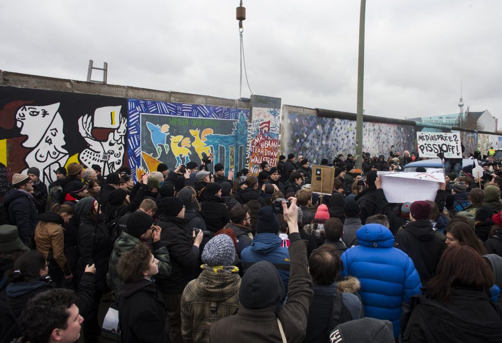 Βερολίνο: Οι διαδηλώσεις σταμάτησαν την κατεδάφιση