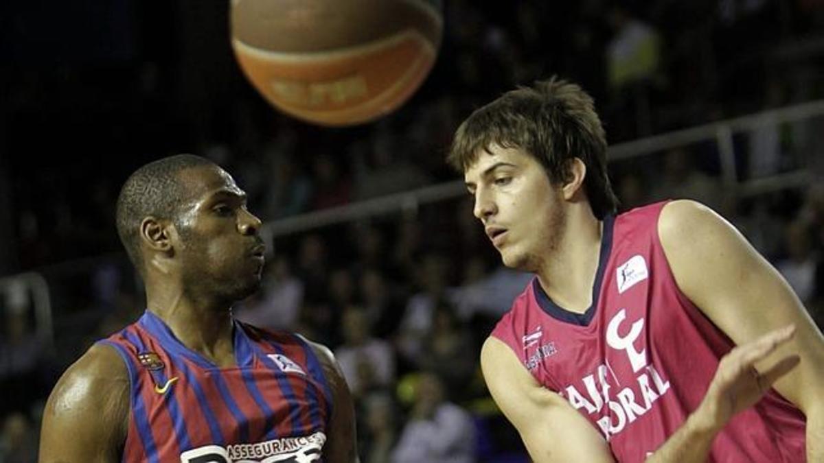 Ο Νεμάνια Μπιέλιτσα επιλέγει να συνεργαστεί με τον Ομπράντοβιτς