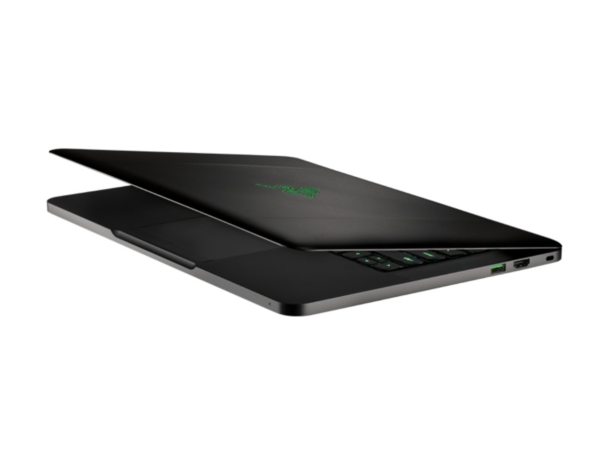Το πιο λεπτό notebook με πάχος 16,8 χιλιοστά