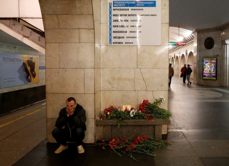 Έκρηξη στην Αγία Πετρούπολη: 15 οι νεκροί από την επίθεση στο μετρό