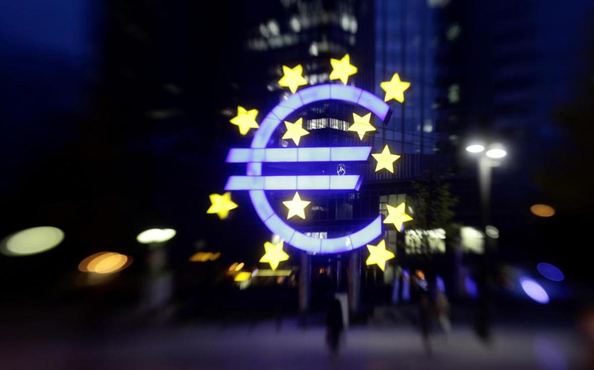 “Η Ελλάδα θα κρατηθεί με κάθε τρόπο στην Ευρωζώνη”