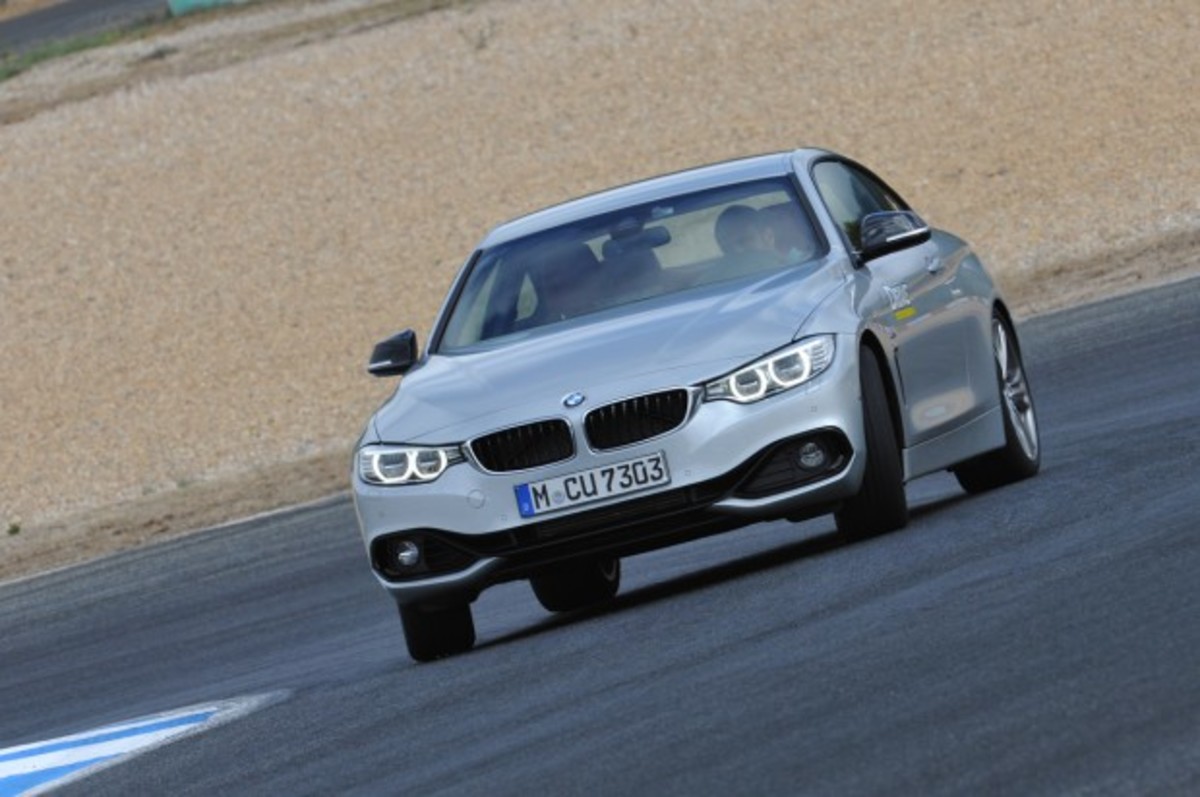 Οδηγούμε τη νέα BMW 435i