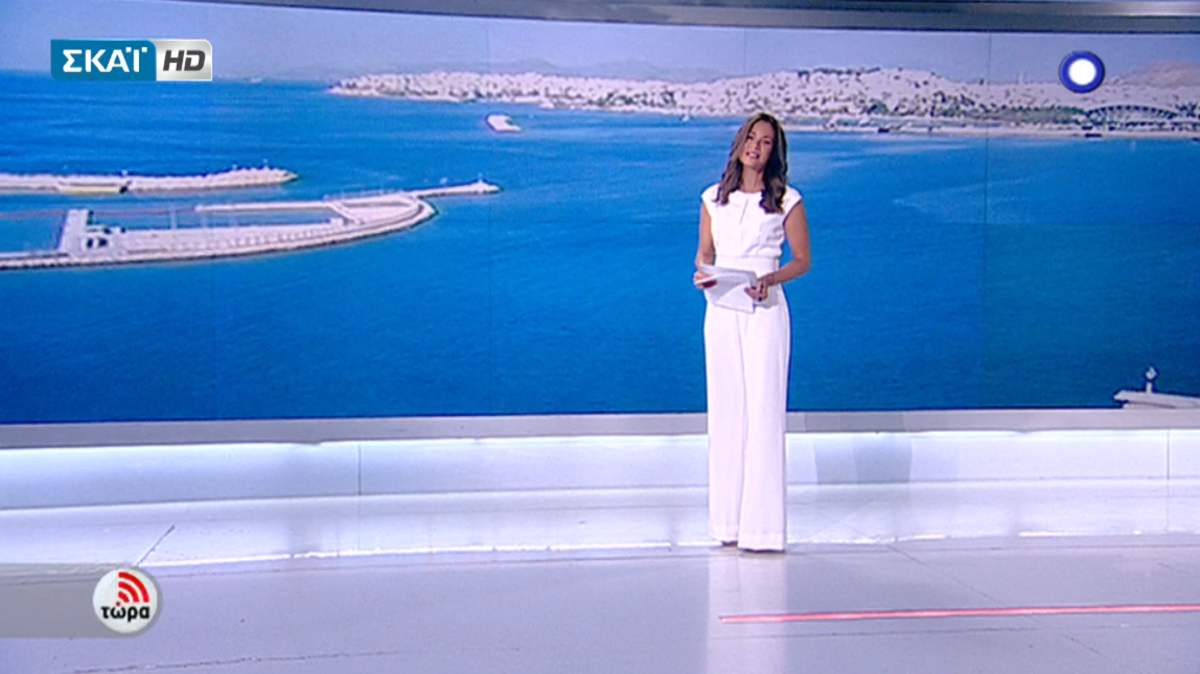 Η ολόλευκη πρεμιέρα της Άννας Μπουσδούκου και τα σχόλια που άκουσε…