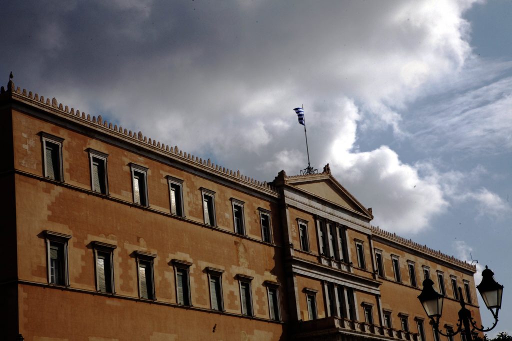 Ακυβέρνητη η Ελλάδα – Διορισμένος δικαστής θα λάβει κρίσιμες αποφάσεις για οικονομία – Σκόπια