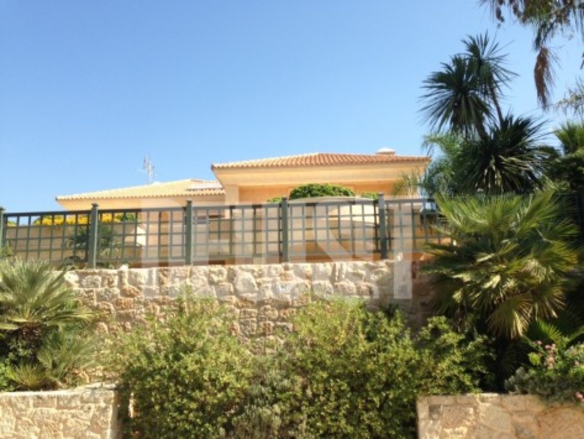 Πυροβόλησαν επιχειρηματία στο κεφάλι