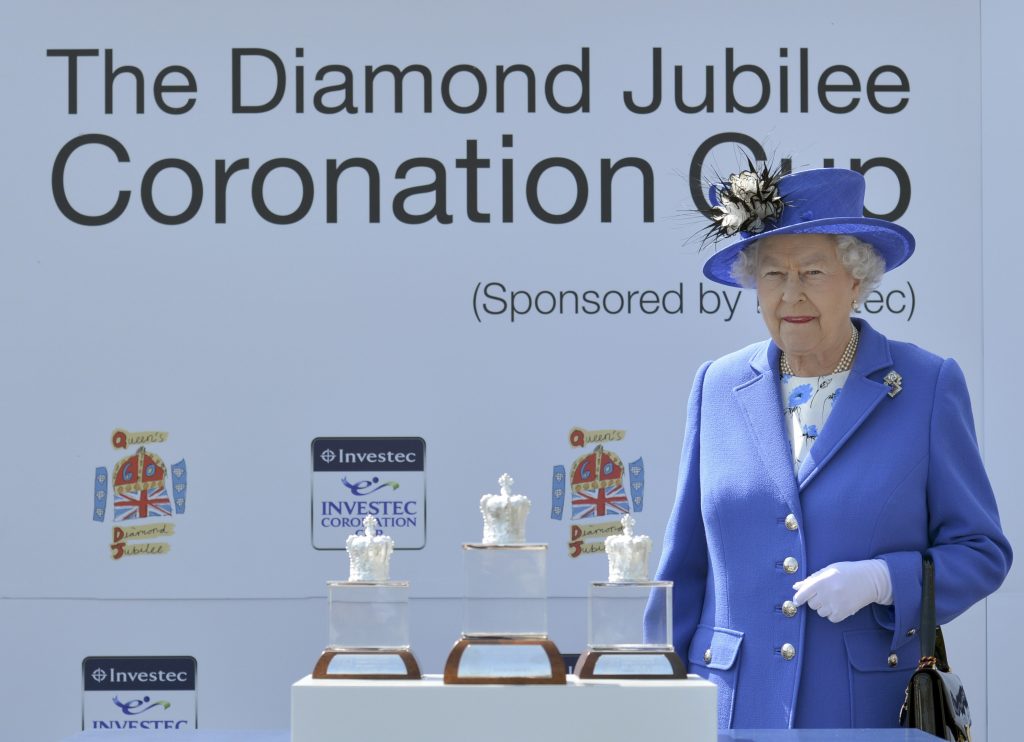 Ξεκίνησαν στη Βρετανία οι εκδηλώσεις για τα 60 χρόνια της Βασίλισσας στο θρόνο