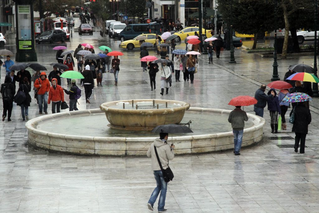 Καιρός – Meteo: Πτώση θερμοκρασίας, βροχές και χιόνια την Κυριακή 29/01