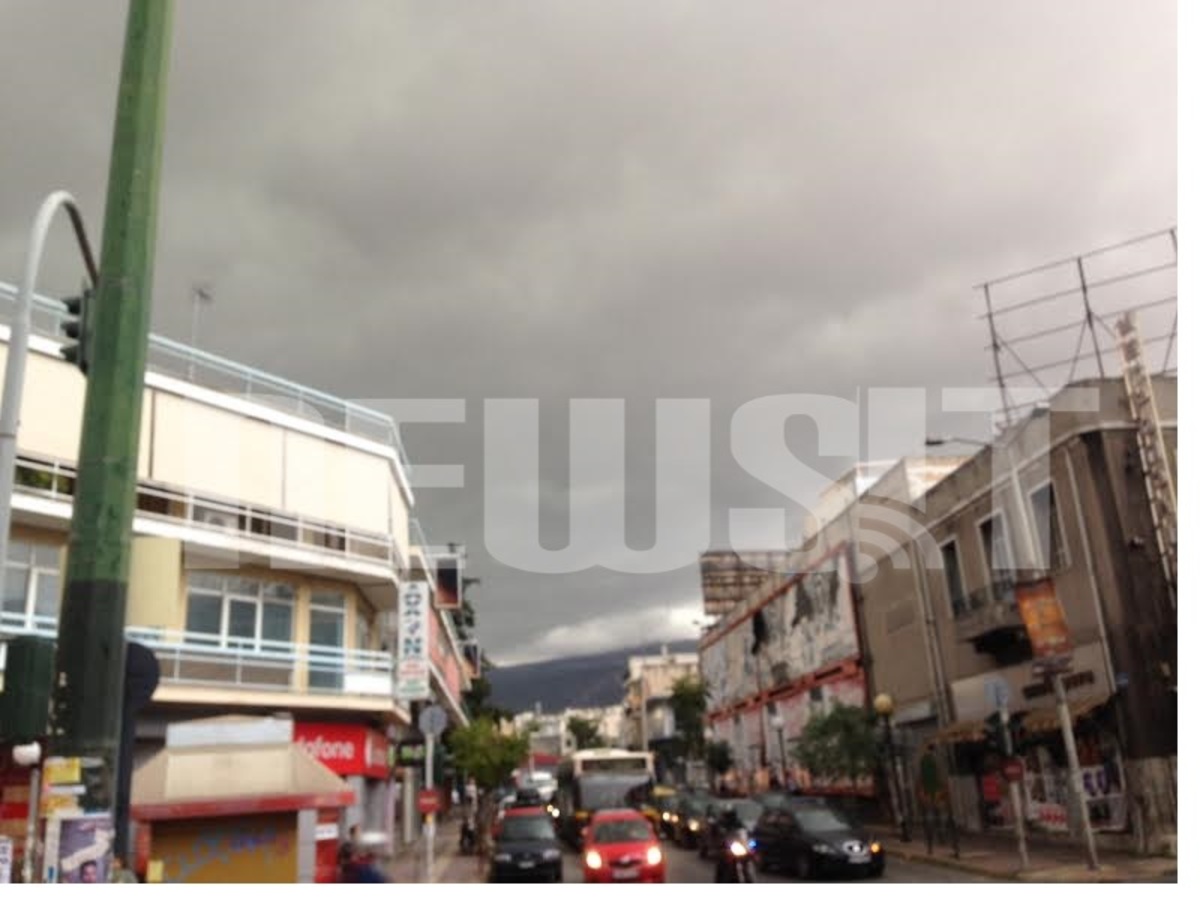 Καταρρακτώδεις βροχές σε όλο το λεκανοπέδιο – Χάος στους δρόμους – ΦΩΤΟ και ΒΙΝΤΕΟ