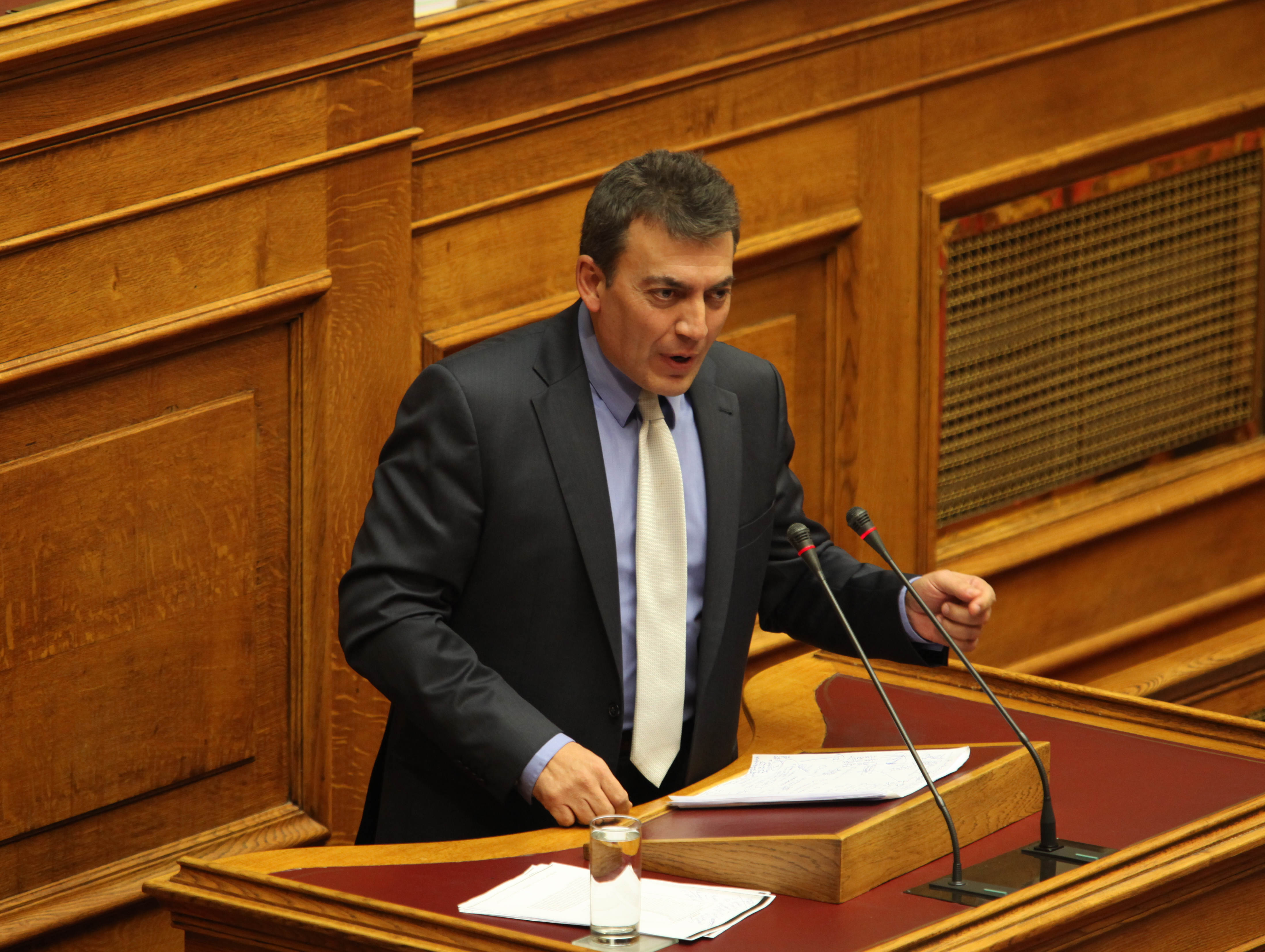 Τα εναλλακτικά σενάρια για τα εργασιακά