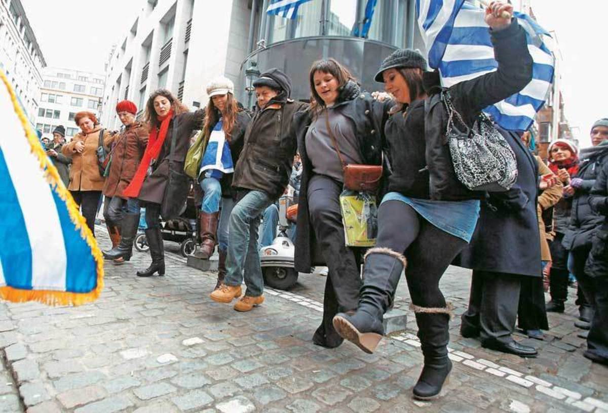 Διαδήλωση υπέρ των Ελλήνων και κατά της λιτότητας στις Βρυξέλλες