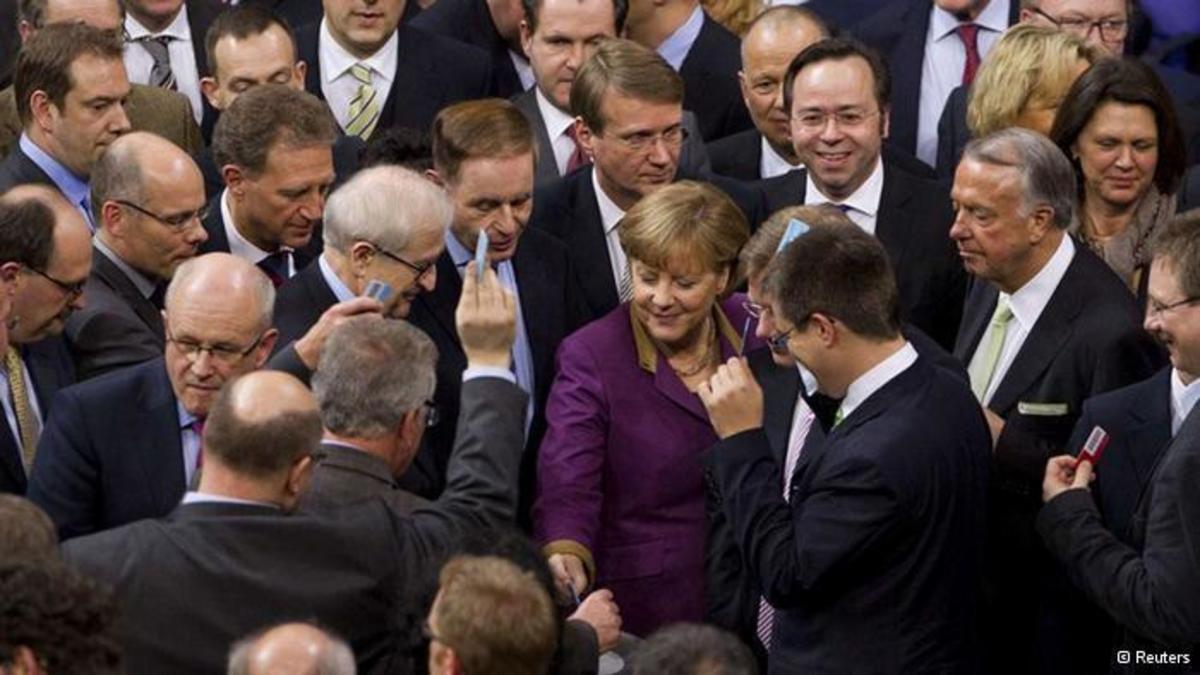 Συμφωνία: Γερμανοί Βουλευτές: Εμάς ή τους Έλληνες κοροϊδεύει ο ΣΥΡΙΖΑ;