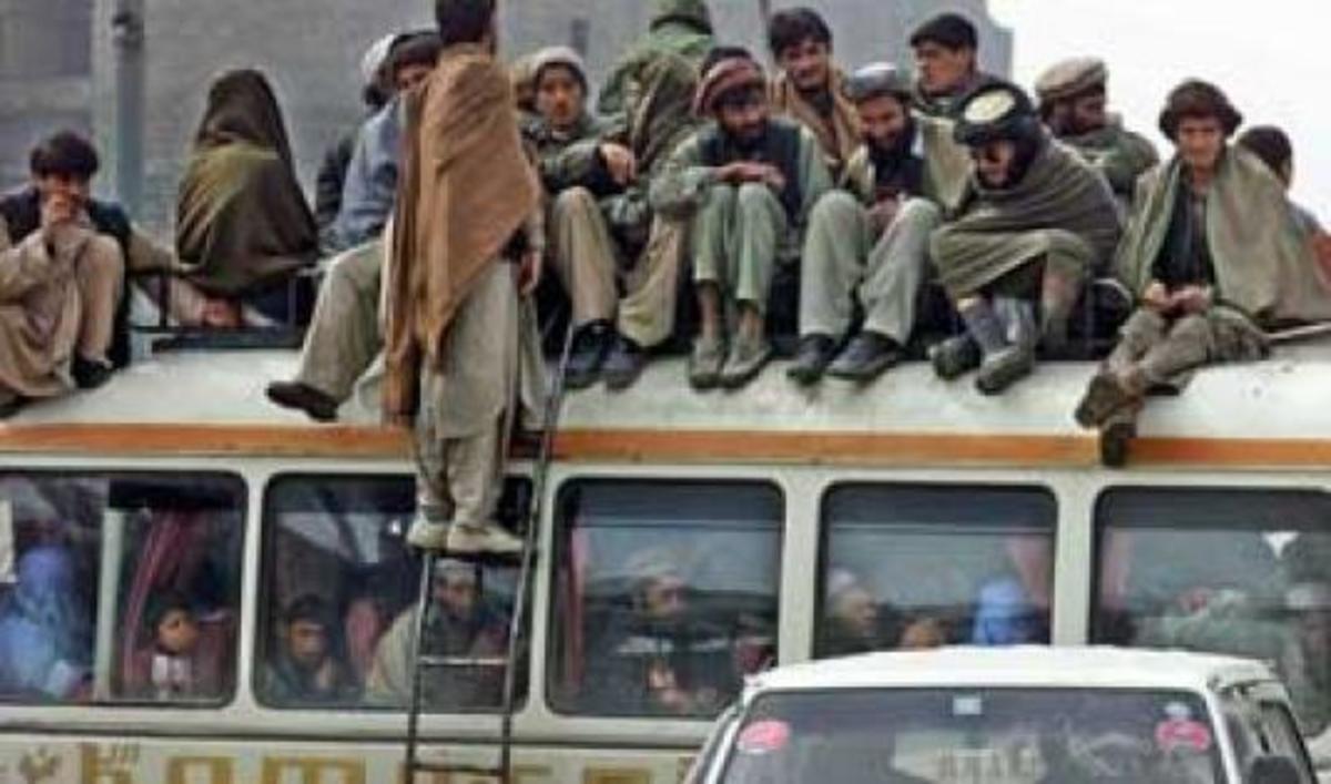 12 άμαχοι σκοτώθηκαν σε έκρηξη βόμβας στο Αφγανιστάν